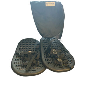 Unisex Little Bear Snowshoes 9 inches Black Straps Bag Made USA